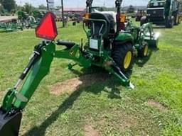 Image of John Deere 2025R equipment image 3