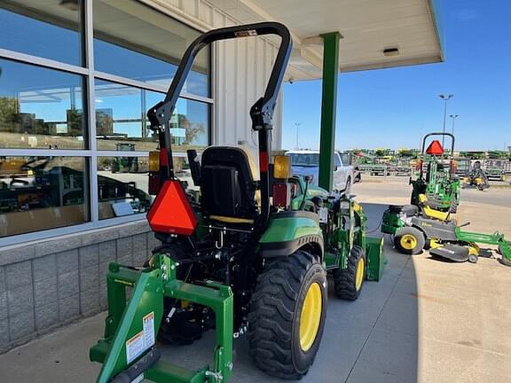 Image of John Deere 2025R equipment image 1