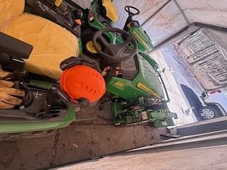 Image of John Deere 2025R equipment image 4