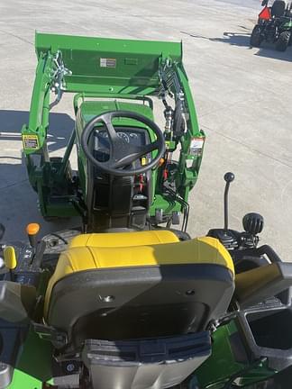 Image of John Deere 2025R equipment image 4