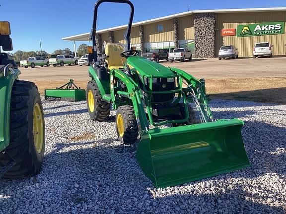 Image of John Deere 2025R equipment image 1