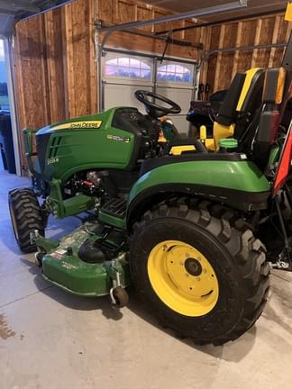 Main image John Deere 2025R