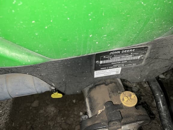 Image of John Deere 2025R equipment image 4