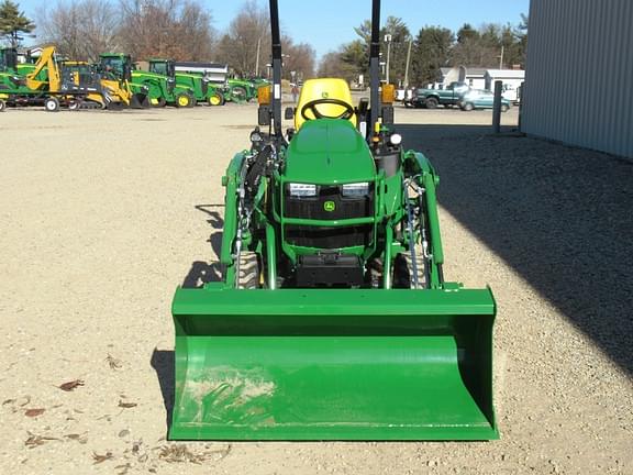 Image of John Deere 2025R equipment image 4