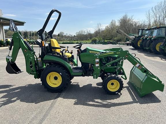 Image of John Deere 2025R equipment image 4