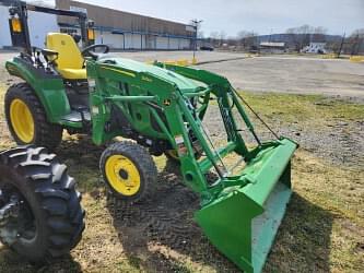 Image of John Deere 2032R Primary image