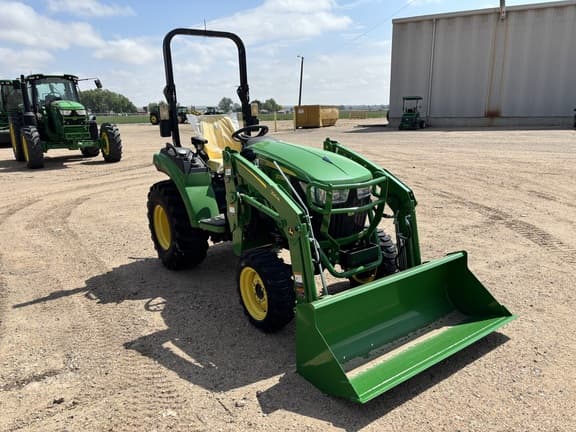 Image of John Deere 2032R Primary image