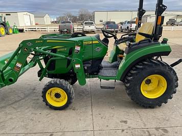 Main image John Deere 2032R