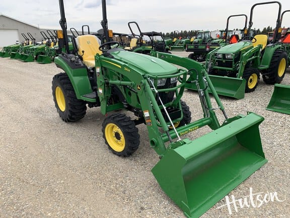 2024 John Deere 2032R Equipment Image0