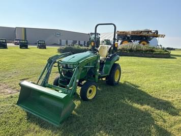 Main image John Deere 2032R
