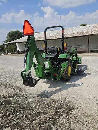 Image of John Deere 2032R equipment image 3