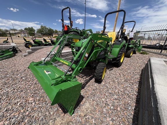 2024 John Deere 2032R Equipment Image0