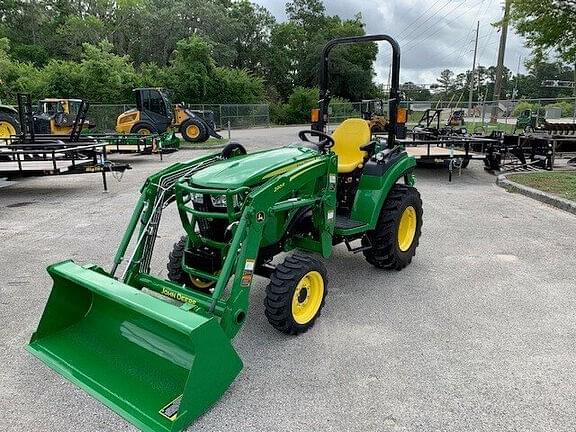 Image of John Deere 2032R equipment image 1