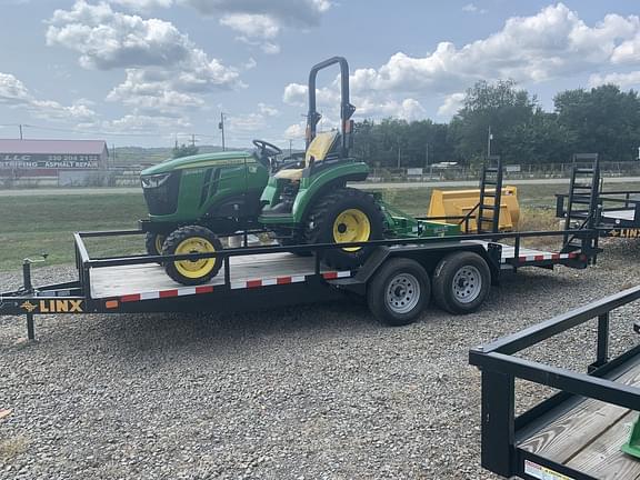 Image of John Deere 2038R equipment image 2