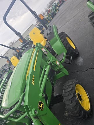 Image of John Deere 2038R equipment image 1