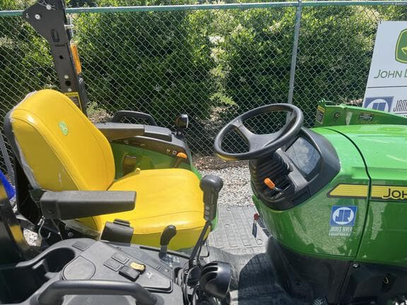 Image of John Deere 2038R equipment image 2