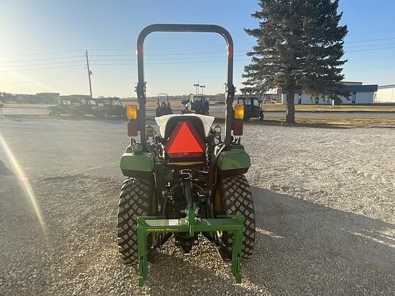 Image of John Deere 2038R equipment image 4