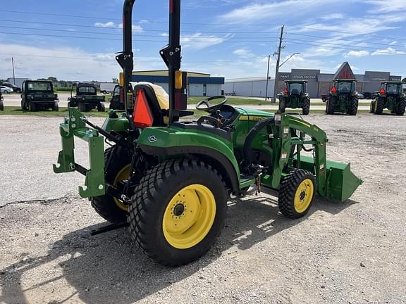 Image of John Deere 2038R equipment image 4