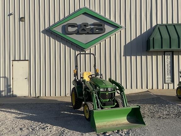 Image of John Deere 2038R equipment image 2