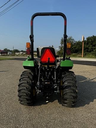 Image of John Deere 2038R equipment image 4