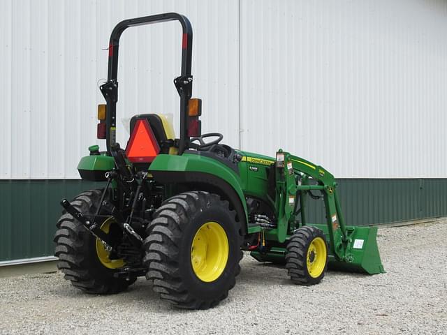 Image of John Deere 2038R equipment image 4