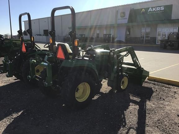 Image of John Deere 2038R equipment image 3