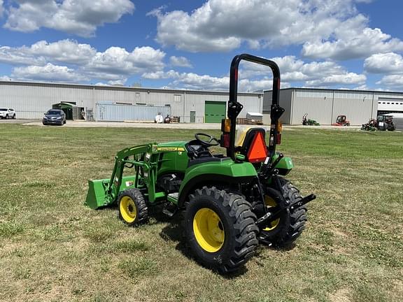 Image of John Deere 2038R equipment image 3