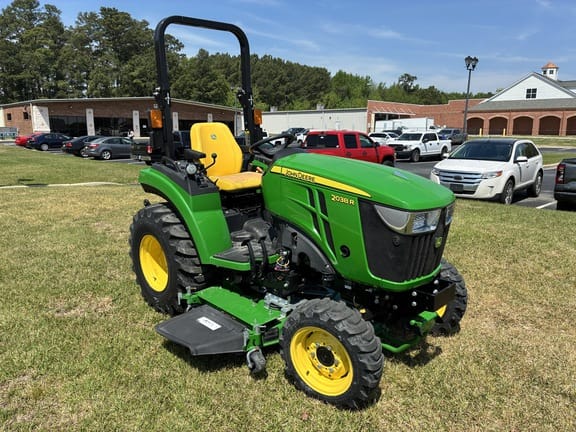 2024 John Deere 2038R Equipment Image0