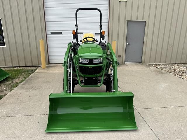 Image of John Deere 2038R equipment image 1
