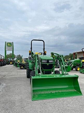 Image of John Deere 2038R equipment image 3