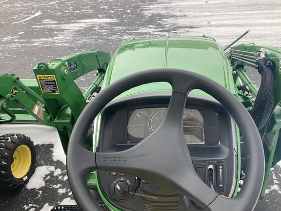 Image of John Deere 2038R equipment image 2