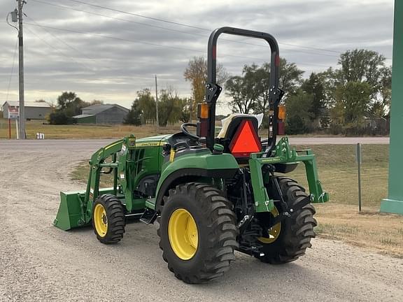 Image of John Deere 2038R equipment image 1