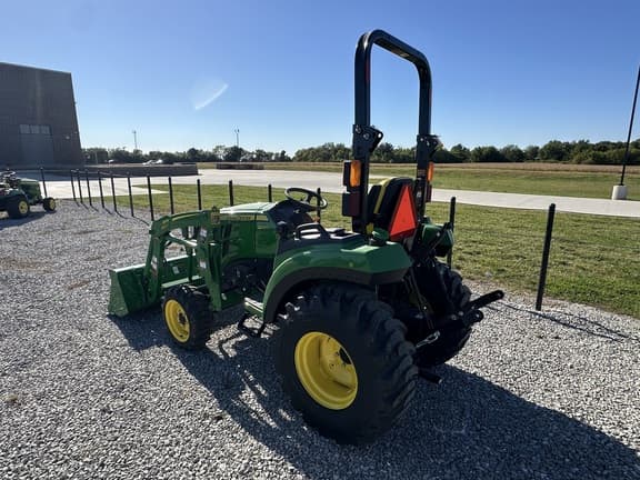 Image of John Deere 2038R equipment image 2