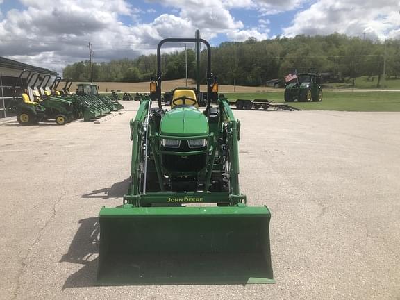 Image of John Deere 2038R equipment image 4