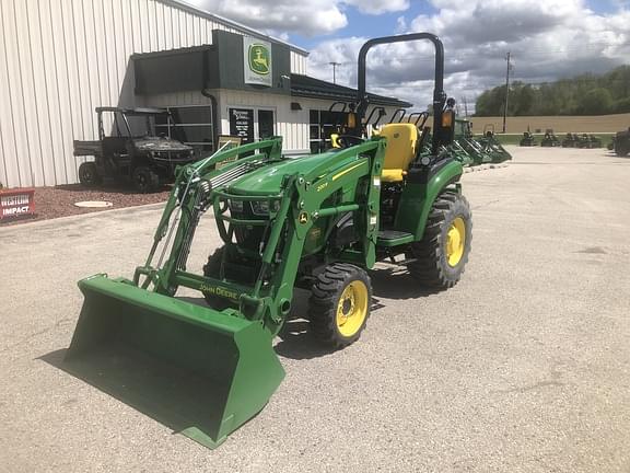 Image of John Deere 2038R equipment image 2