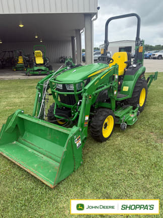 Image of John Deere 2038R equipment image 4
