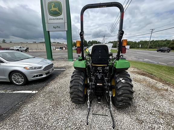 Image of John Deere 2038R equipment image 4