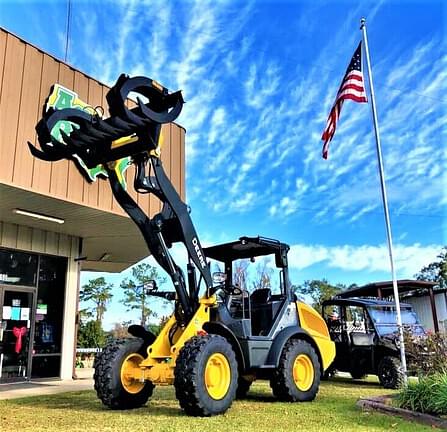 Image of John Deere 204G equipment image 2