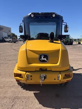 Image of John Deere 204G equipment image 3