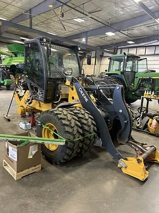 Image of John Deere 204G Primary image