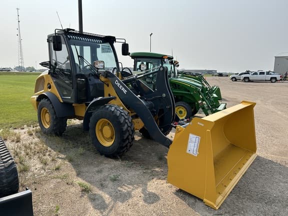Image of John Deere 204G equipment image 1