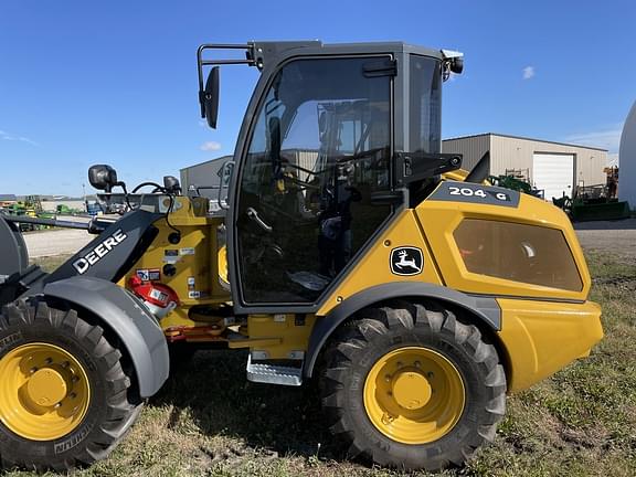 Image of John Deere 204G equipment image 1