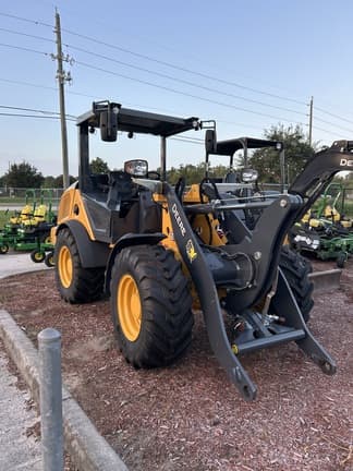 Image of John Deere 204G Primary image