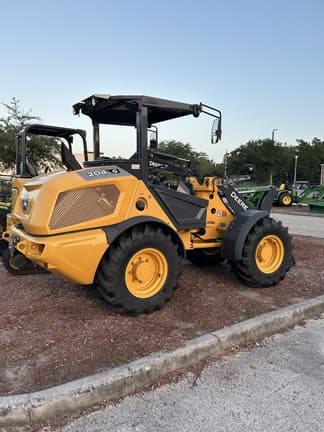 Image of John Deere 204G equipment image 4