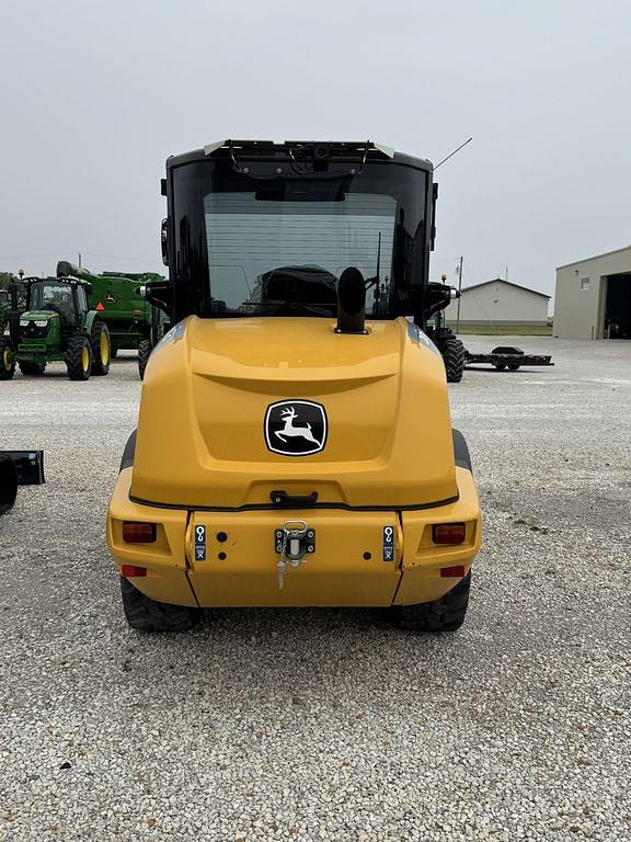 Image of John Deere 204G equipment image 4