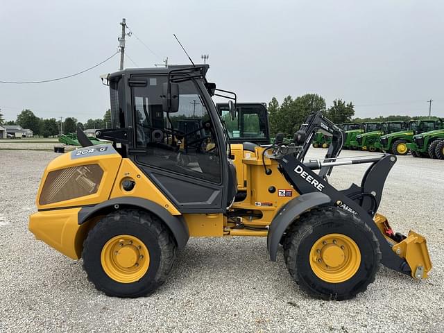 Image of John Deere 204G equipment image 3