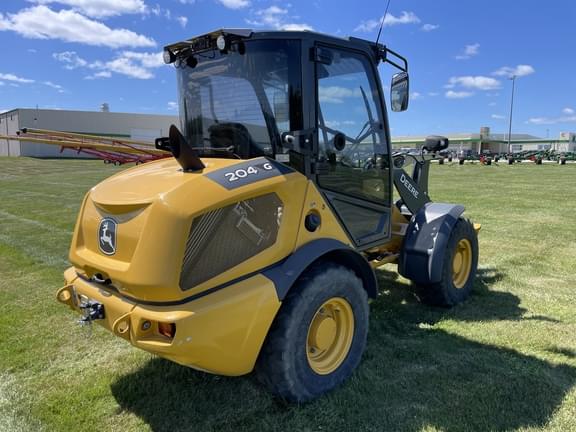 Image of John Deere 204G equipment image 4