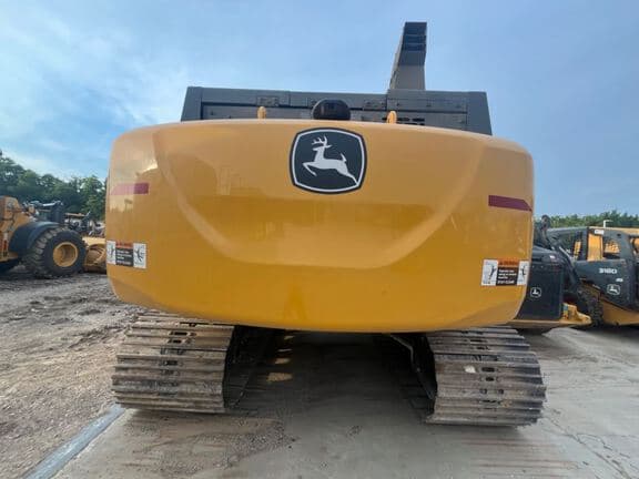 Image of John Deere 210P equipment image 2