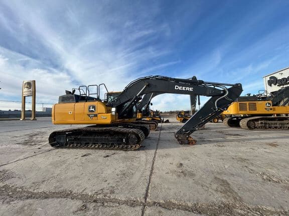 Image of John Deere 210P Primary image