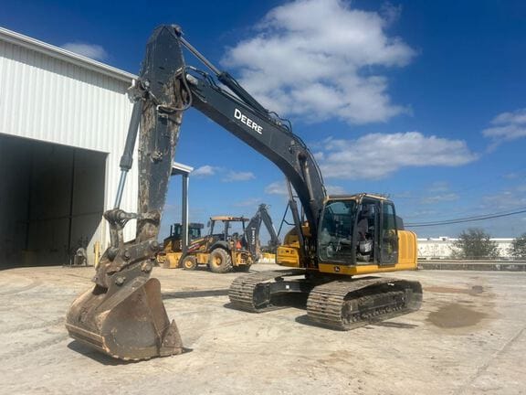 2024 John Deere 210P Equipment Image0